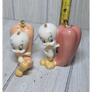 Lenox Tweety Bird Salt & Pepper Shakers Red & Orange Peppers Warner Bros NIB